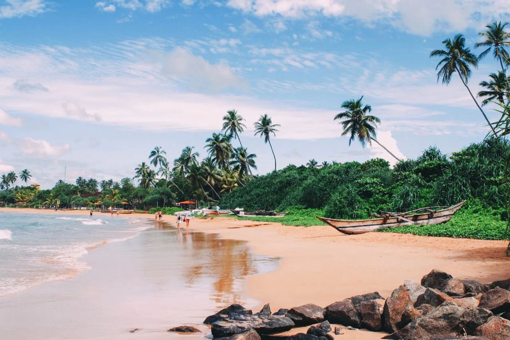 Why Hikkaduwa Is the Hidden Gem for Land Buyers in Sri Lanka